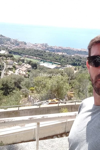 Escort à Alpes de Haute Provence : Jonathan, Homme (2/3)