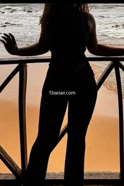 Escort à Drome : Escorte discrète, Femme (2/3)