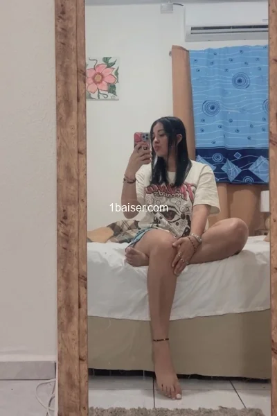 Hena — Escort Lyon