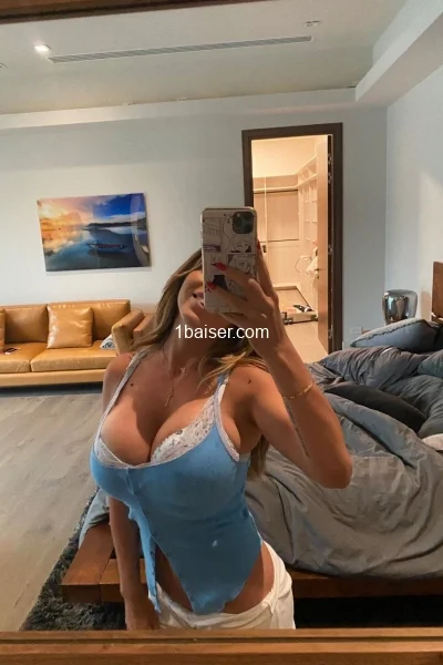 Escort à Marseille : Shellah, Femme (2/3)