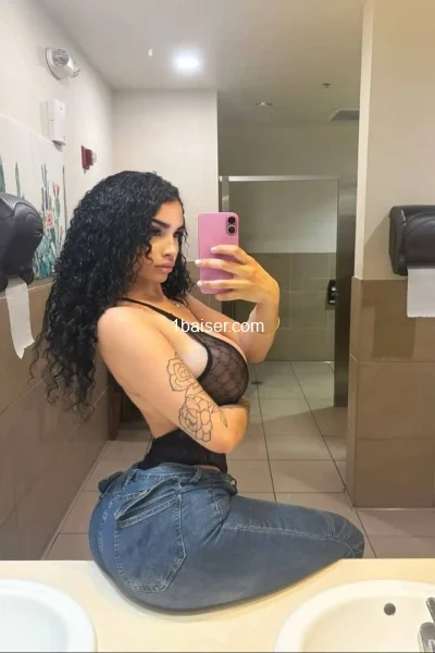 Estelle — Escort Paris