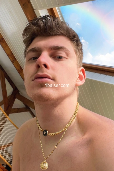 Motero — Escort Neuilly sur Seine (1)