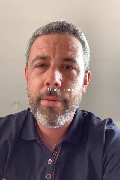Escort à Nimes : François, Homme (2/3)