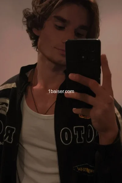 Escort à Perpignan : Maxtoncul, Homme (2/3)