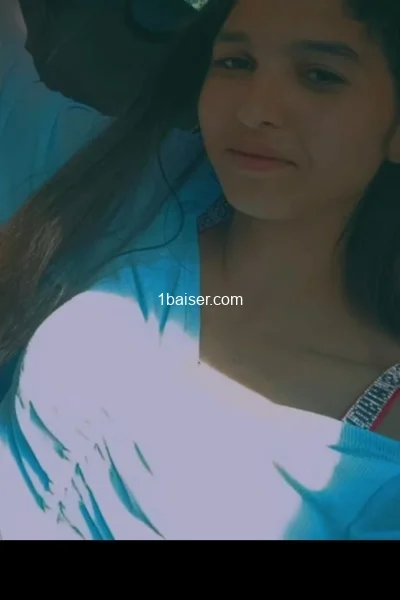 Escort in Nantes : Delia, Female (2/3)