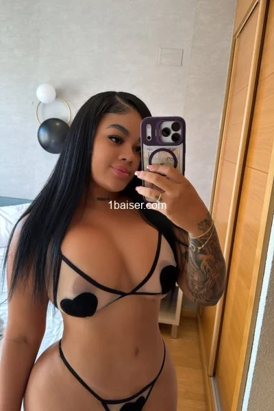 SophieHot