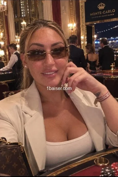 Escort in Hautes Alpes : Gresya90, Female (2/3)