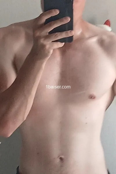Escort à Strasbourg : Lucas, Homme (2/2)