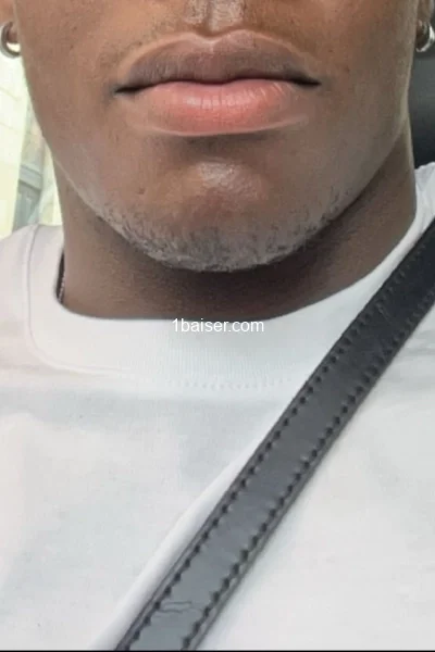 Escort à Orléans : Bebecadum00, Homme (2/2)