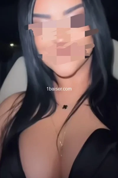 Escort in Lyon : Sarra, Female (2/3)