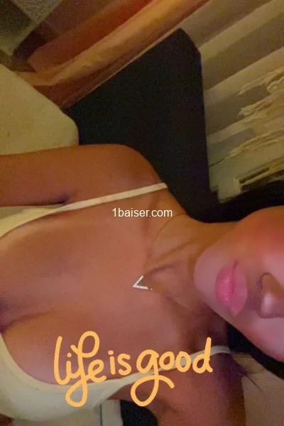 Escort in Roubaix : Kenza, Female (2/2)