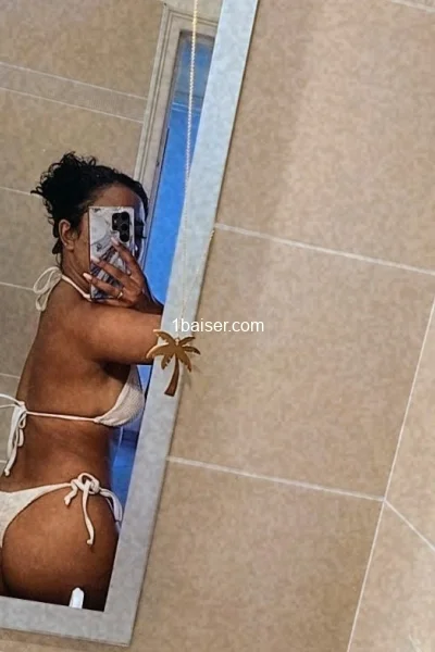 Escort à Cote d'Azur : Chocovanilla, Femme (2/3)