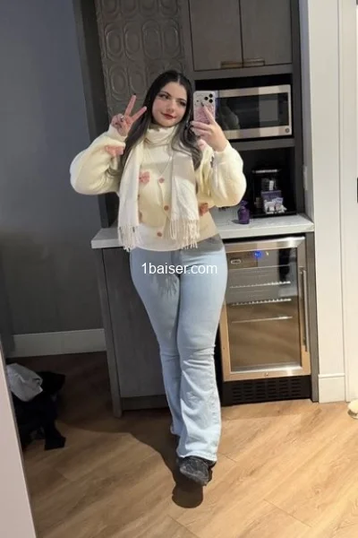 Escort à Paris : Andrea Elisa Marissa, Femme (2/3)