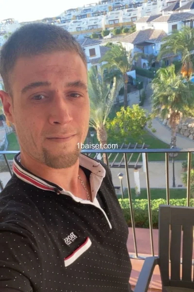 Escort à Correze : Ange, Homme (2/3)