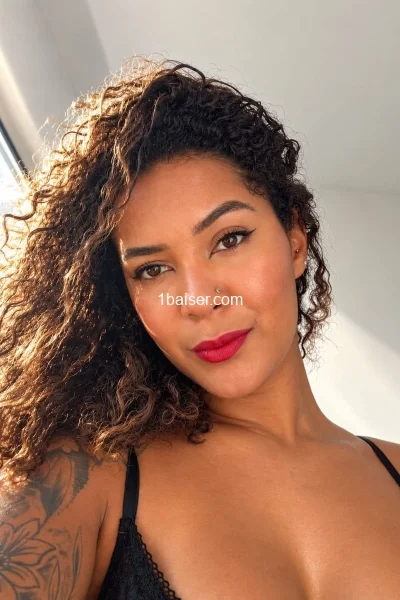 Anira — Escort à 6éme Arr du Luxembourg, Femme (1/3)