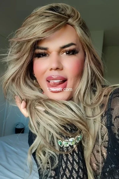 Escort à Gerzat : TRANS SABINE, Trans (2/3)