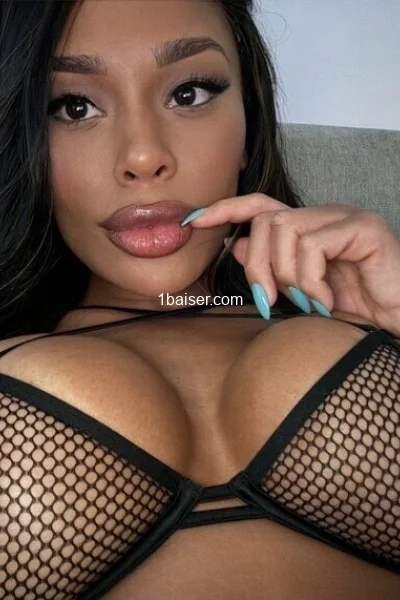 Escort à Cagnes sur mer : Lou sodo, Femme (2/3)