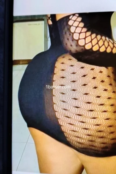 Escort à Versailles : pincesse233, Femme (2/2)