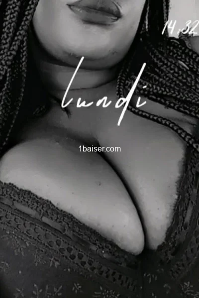 JASMINE — Escort à Saint Denis, Femme (1/3)