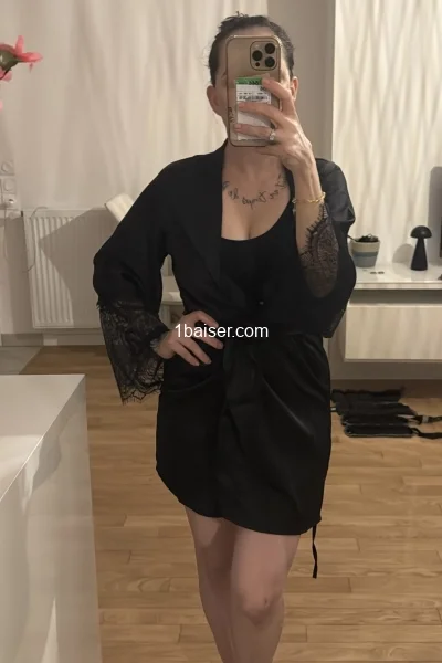 Escort à Juvisy sur Orge : vanussiagmailcom, Femme (2/3)