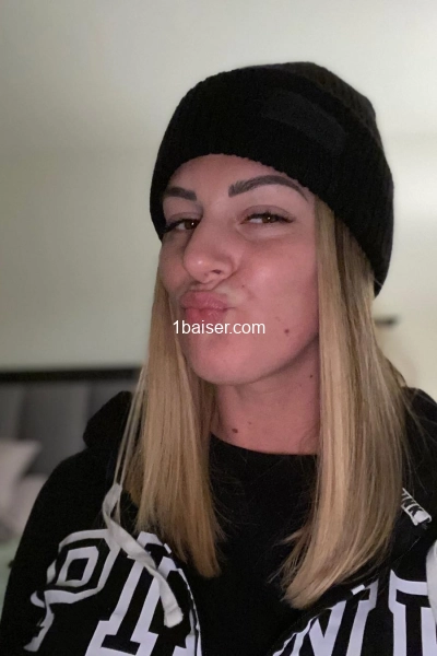 Viviane — Escort Cannes (1)