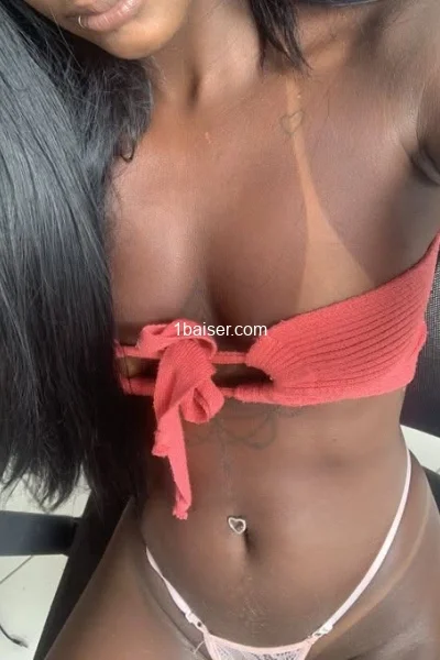 Sabrinna — Escort Stains