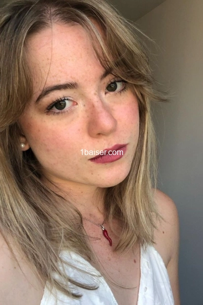 Risbondelimia — Escort Paris (1)