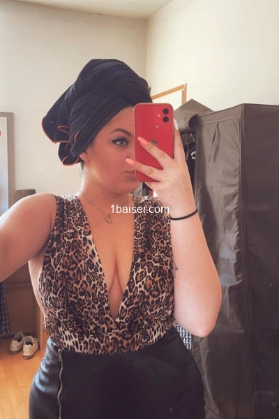 Loriane — Escort Dijon (1)