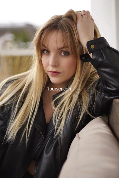 Natasha — Escort Poitiers (1)
