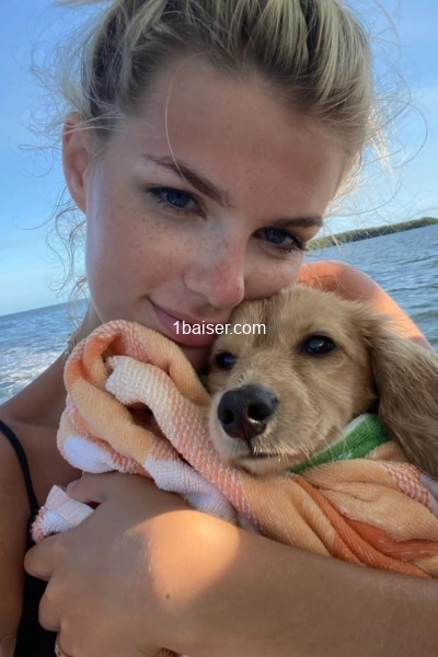 Rosaline-Holmat — Escort Montpellier (1)