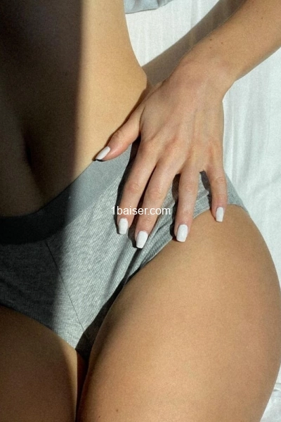 Jenner — Escort Cote d'Azur (1)