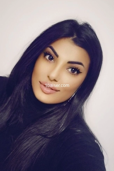 Larra-Croft-gfe