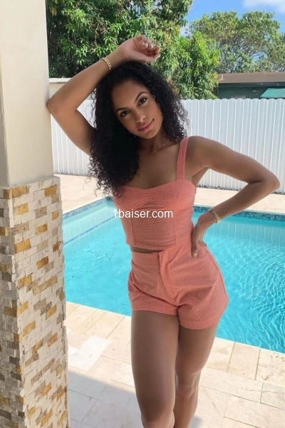 Perrette — Escort Paris (1)