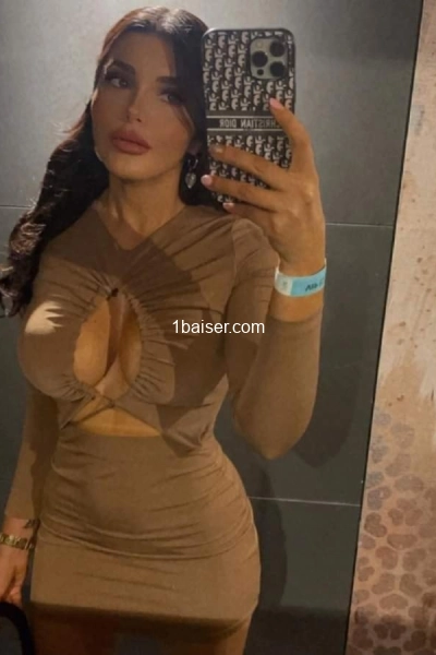 Roxane — Escort Marseille (1)
