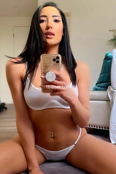Gianna — Escort Bourges (1)