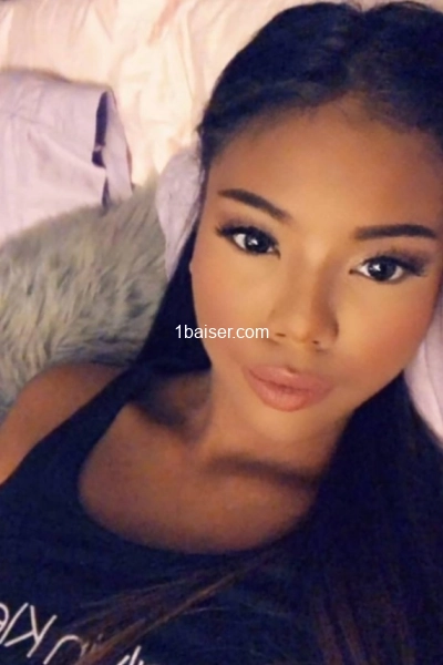 Carine — Escort Lyon (1)