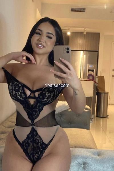 Nella_pipe