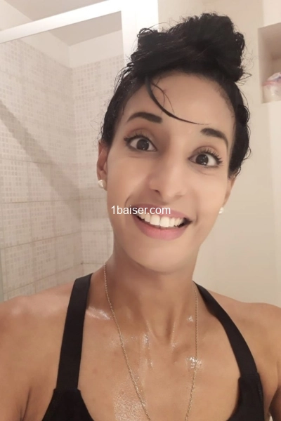 Escort à Ardennes : Maria, Femme (2/3)