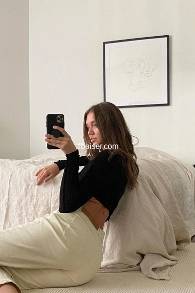 Julie — Escort Lyon (1)