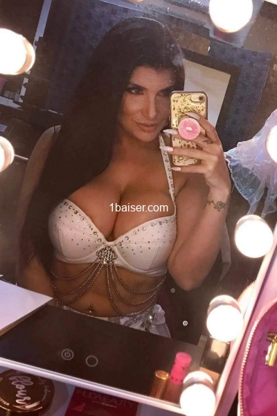 nadine (1)