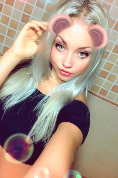 Paola — Escort Paris (1)