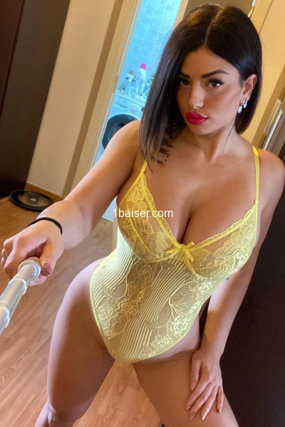 Vanessaa15 — Escort Tours (1)