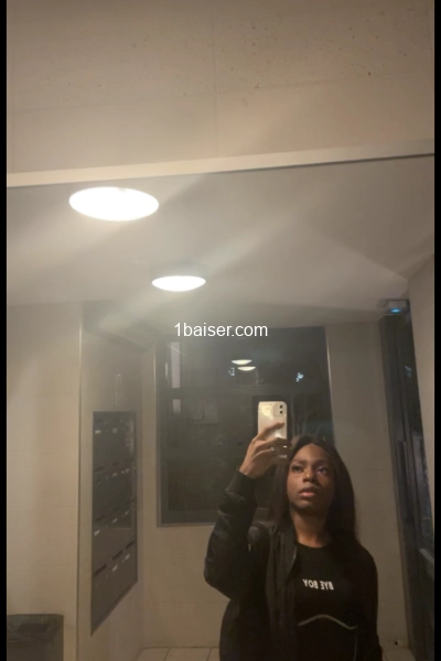 Mel — Escort Paris (1)
