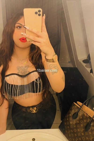 Katy anus ouvert  — Escort Paris (1)