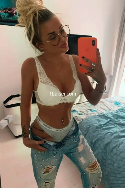 Aurelle — Escort Paris (1)