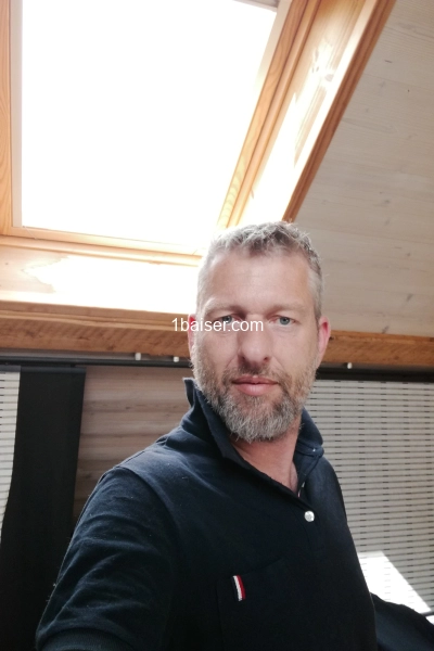 Rencontre discrète — Escort Grenoble (1)