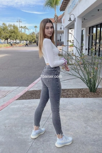 Escorte — Escort Paris (1)