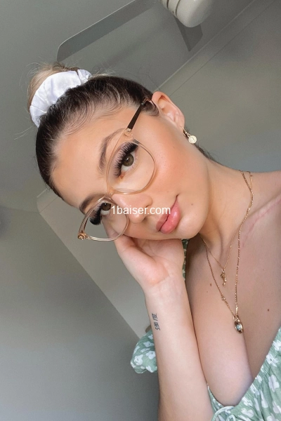 Lilith — Escort Pau (1)