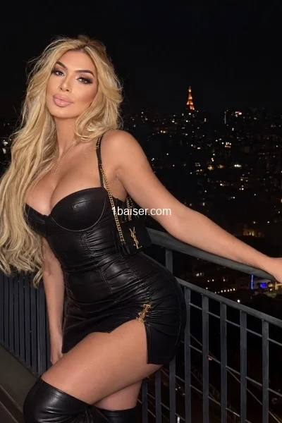 Amanda — Escort à Paris, Trans (1/11)