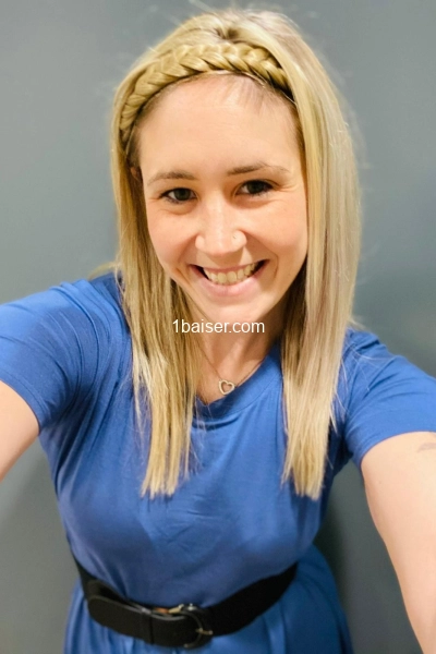 Nat blonde sympa — Escort Essonne (1)